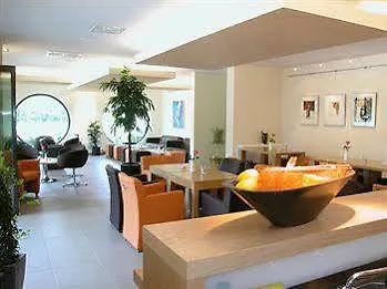 Und Mit Lakeside 4*